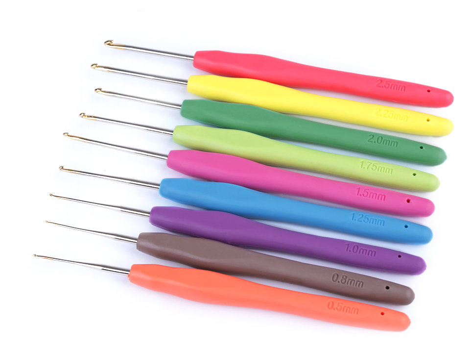 Set of Crochet Hooks with Silicone Handle