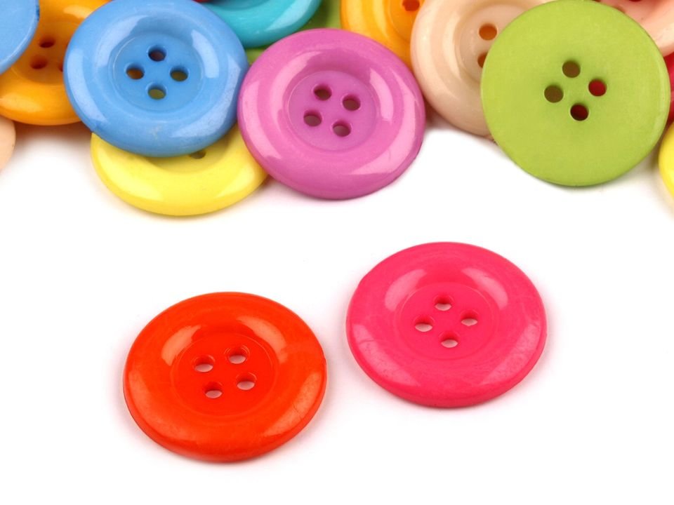 Button B colorful mix size 34'