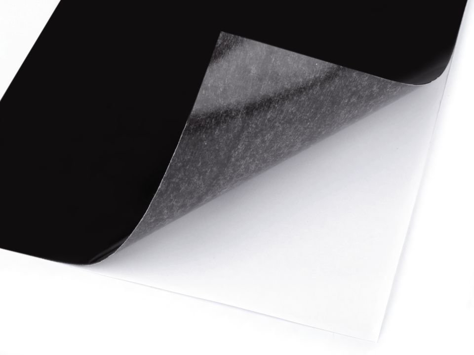 Self-adhesive Magnetic Foil A4