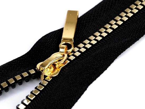 Plastmasas rāvējslēdzējs Nr. 5 90 cm kvadrātveida zobrati (uz vietas)