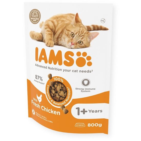 Sausā barība kaķiem IAMS Cat Adult Chicken 800g